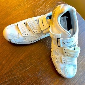 NWT Scott cycling shoes (size 39/women’s size 7.5)
